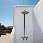 Little Amid Super Paradise-jackieo' Mykonos