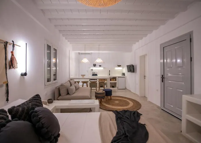 Little Amid Super Paradise-jackieo' Mykonos Villa